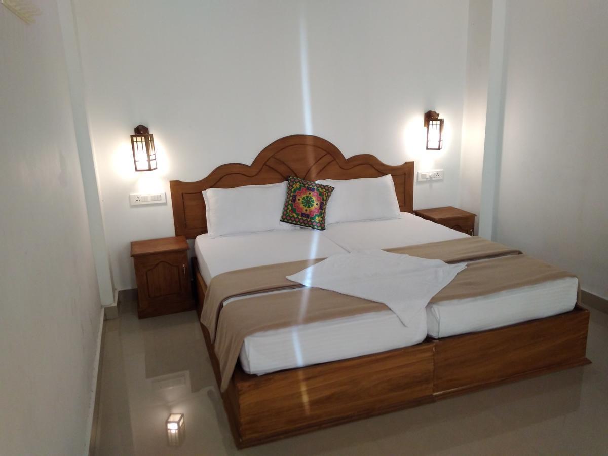 Holiday Villa Текади Екстериор снимка